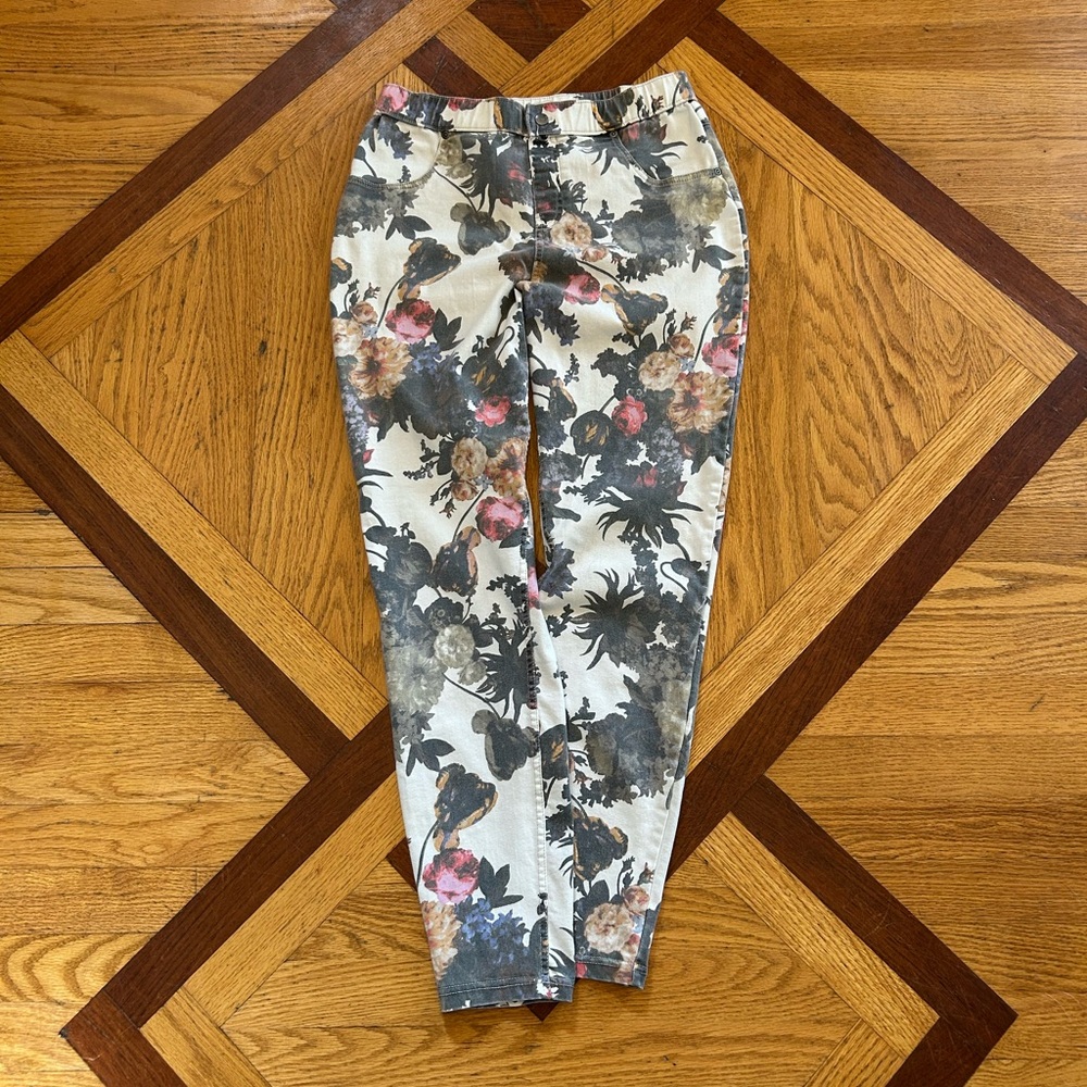 H•U•E• Floral Skinny Jeans